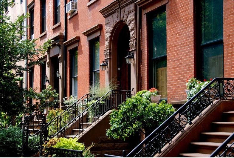 Brownstones in Brooklyn Heights. Photo by Lee Snider.